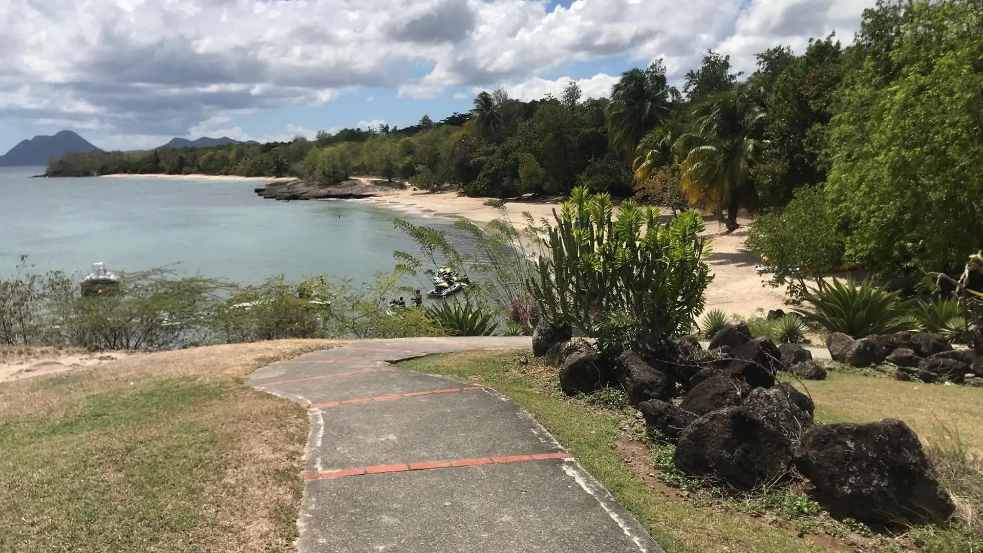 Appartement, 2 Chambres, Terrasse Vue Mer, Tres Calme, Piscine Premium, Acces Direct Aux Plages, Restaurants, Village Vacances Sainte-Luce Martinique